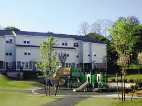 Click to enlarge Photo of Geneva Apartments